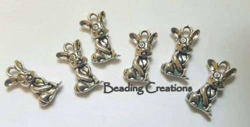 CHARMS - ANTIQUE SILVER - BUNNY RABBIT - 8x16mm