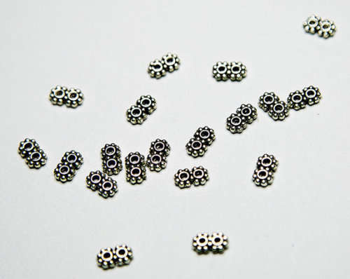 ANTIQUE SILVER - 2 HOLE - THREAD - DAISY SPACERS - 4x7mm