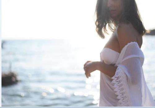 ***LOCAL STOCK*** SEXY WHITE V-NECK CROCHET LACE AND CHIFFON BATWING BEACH COVER UP - ONE SIZE