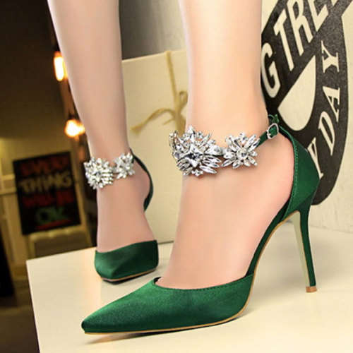 SATIN DIAMANTE DETAIL BRIDAL WEDDING PUMPS