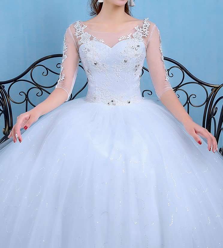 WEDDING DRESSES/WEDDING DRESS/ WHITE WEDDING DRESS