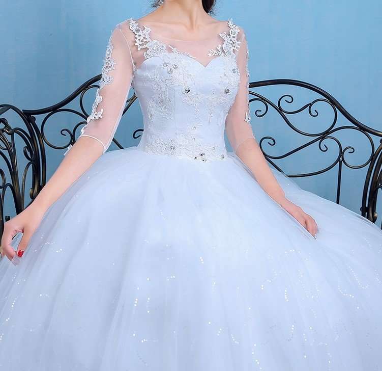 WEDDING DRESSES/WEDDING DRESS/ WHITE WEDDING DRESS