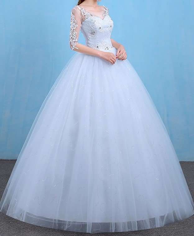 WEDDING DRESSES/WEDDING DRESS/ WHITE WEDDING DRESS