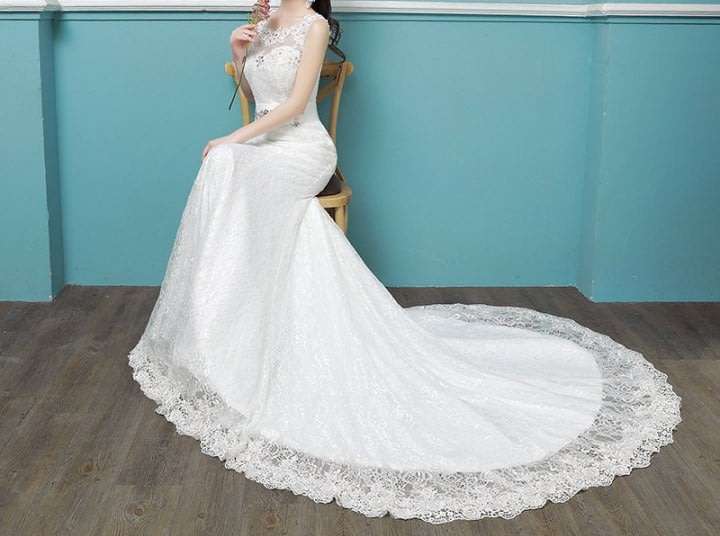 WEDDING DRESSES/WEDDING DRESS/WHITE WEDDING DRESS/SLEEVELESS WEDDING DRESS