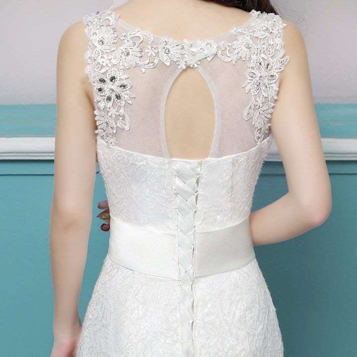 WEDDING DRESSES/WEDDING DRESS/WHITE WEDDING DRESS/SLEEVELESS WEDDING DRESS