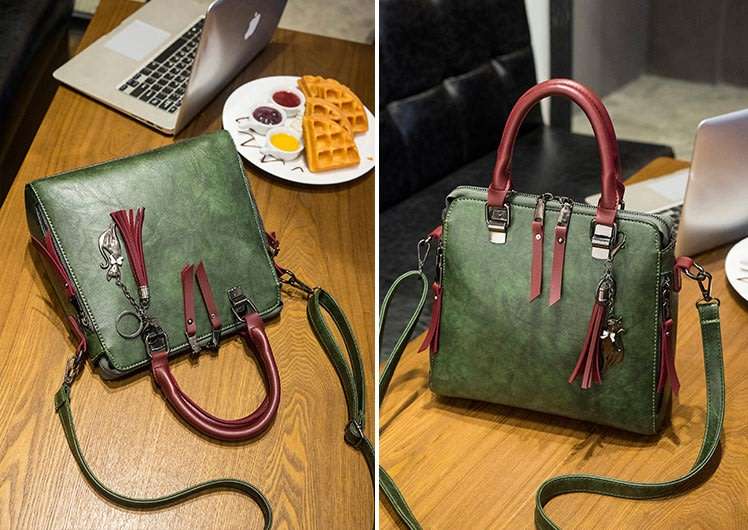 HANDBAGS/HANDBAG HANDBAGS/WOMENS HANDBAGS/MESSENGER HANDBAG/GREEN HANDBAG/TASSEL DECOR HANDBAG