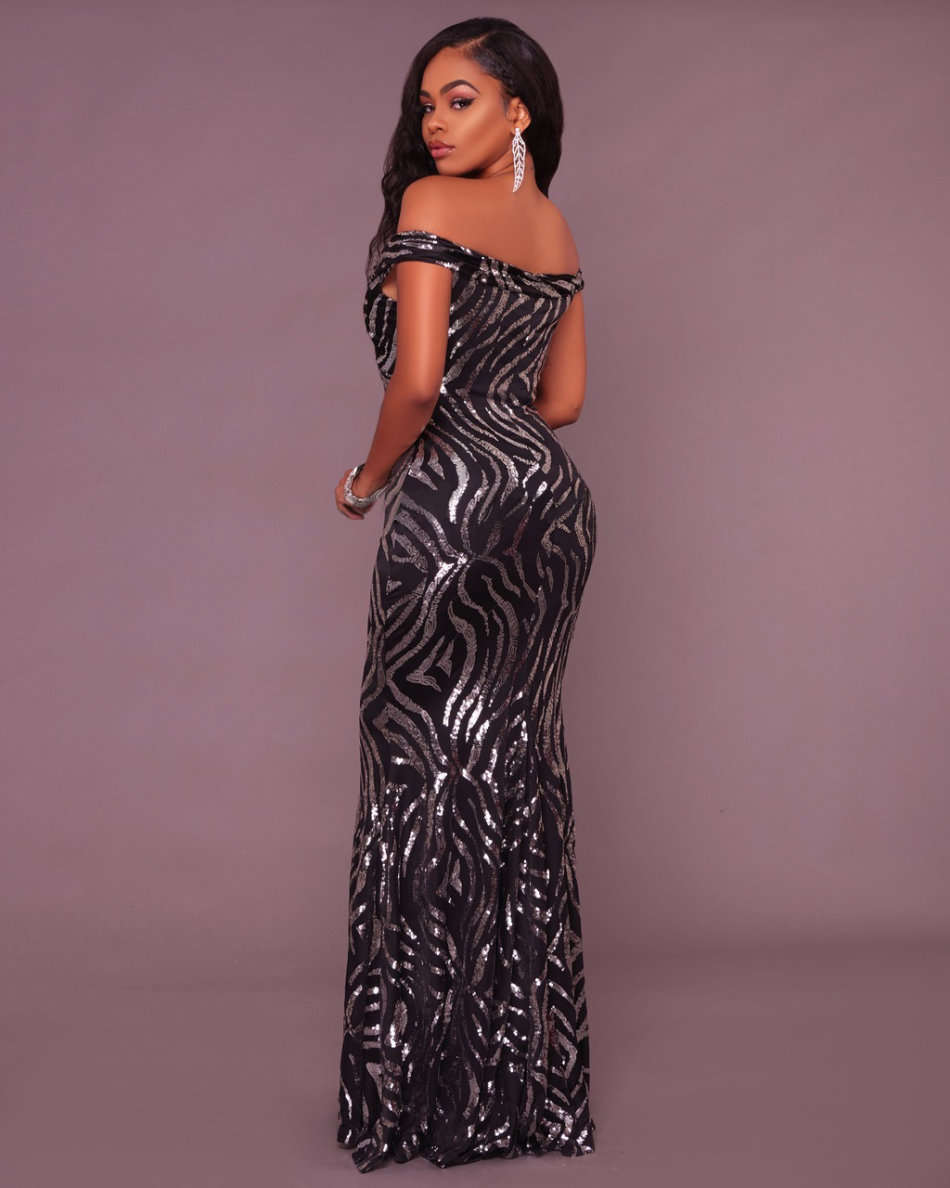 Black Formal Sequined Evening Dress - M/L