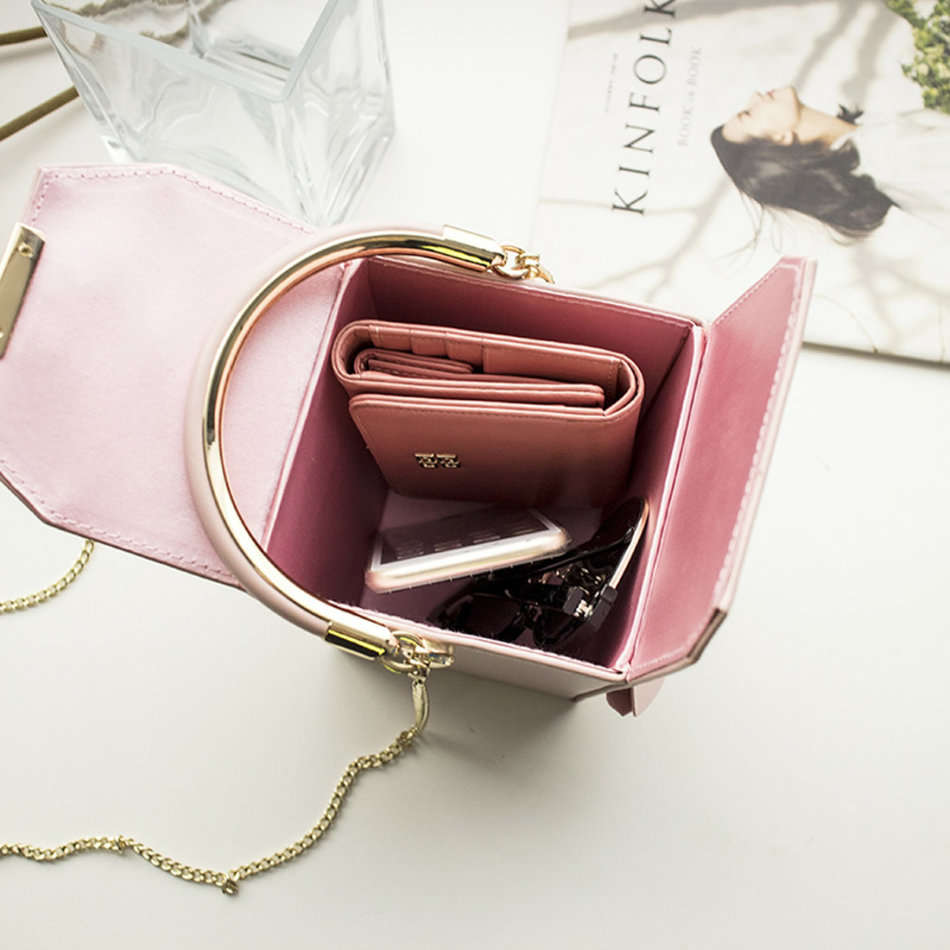 Women Pink Floral Pearl Shoulder Handbags