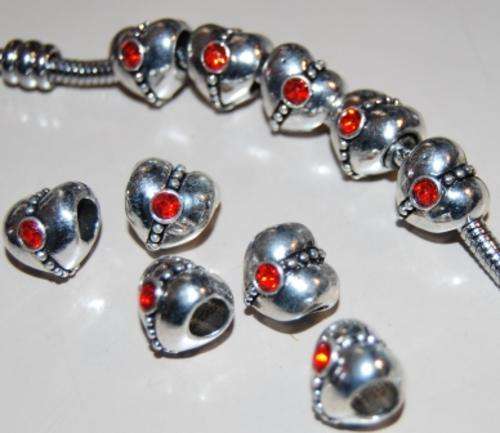 PANDORA STYLE ANTIQUE SILVER HEART SHAPED BEADS WITH RED RHINESTONES