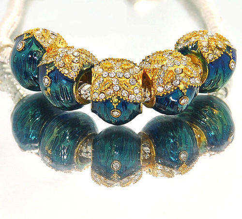 PUGSTER - CLOVER - FABERGE EGG BEADS - TURQUOISE DRIP GUM LIME WITH CLEAR CRYSTALS