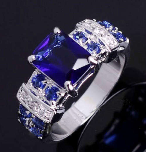 RING - BLUE SAPPHIRE & WHITE TOPAZ - 925 SILVER - STAMPED - 22.5 ct - SIZE 8