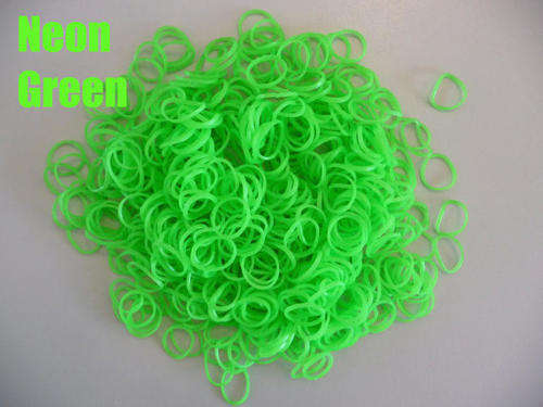 LOOM BANDS -  SOLID - NEON GREEN - REFILL KIT WITH CROCHET HOOK AND "S"-CLIPS - 600 PIECES