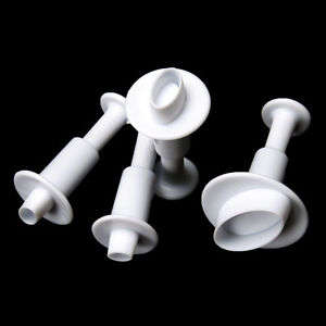 COOKIE - FONDANT - CUTTER - PLUNGER - OVAL - 4 PIECE SET COMPLETE