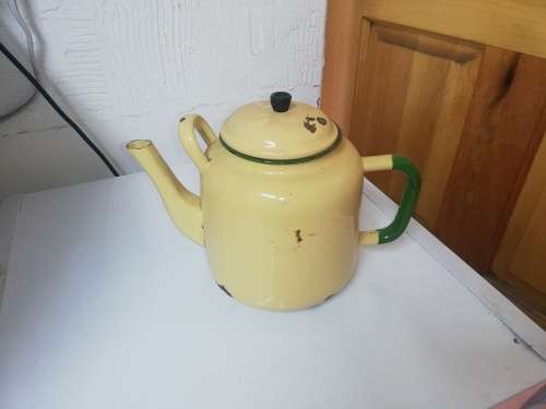 Large enamel coffee pot with lid