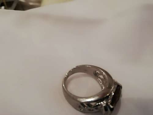 Ring marked 925 vintage and pre loved