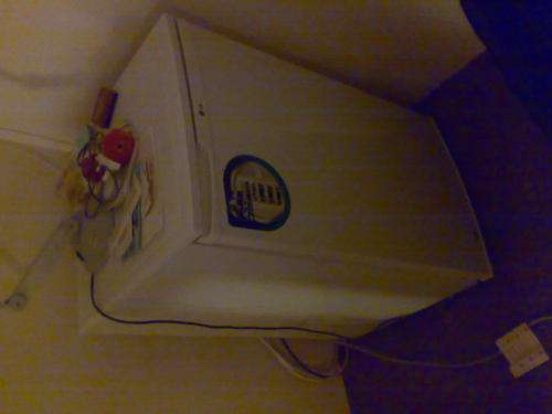 LG BAR FRIDGE / FREEZER / WITH CAN DISPENSER - AS NEW - WORKING 100000000%