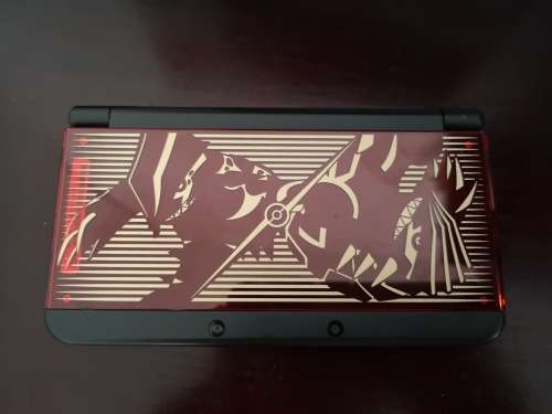 Nintendo 3DS Black (CIB) with Games - No Charger