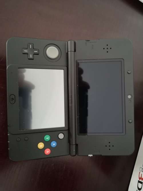 Nintendo 3DS Black (CIB) with Games - No Charger