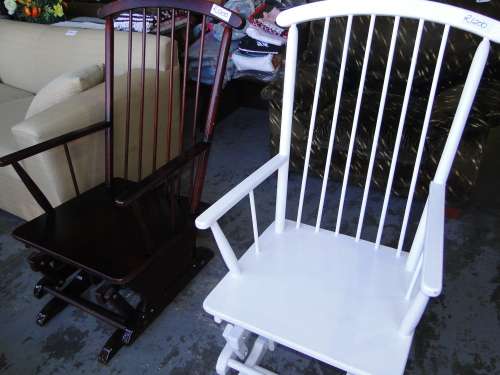 2 beautiful Old School Rocking chairs/Per Chair- Delivery & Collection Cape Town only