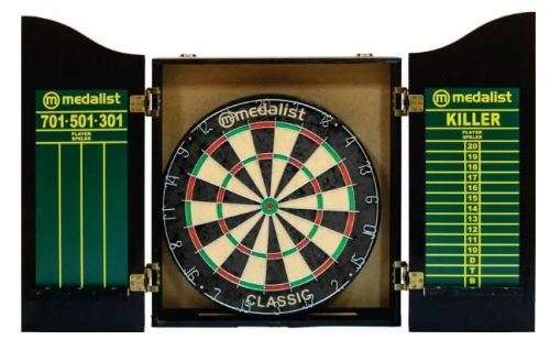 Dart Board in Case good confition