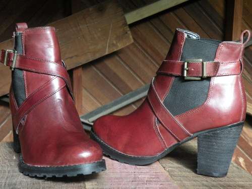 Genuine leather boots