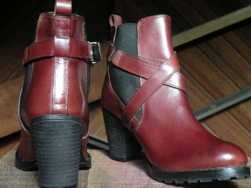 Genuine leather boots