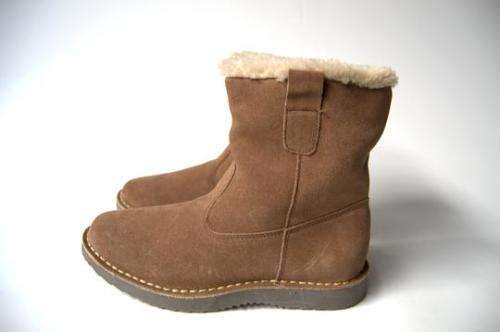 Ladies Mid-Calf Fleece Tan Boot