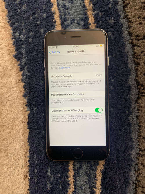 iPhone 6S | Mint Condition | Silver | 64GB