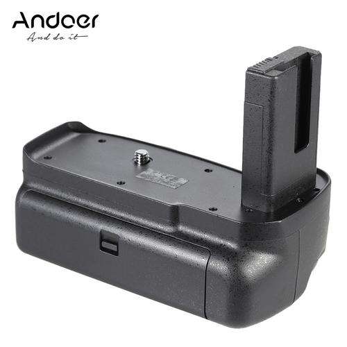 Andoer BG-2F Vertical Battery Grip Holder for Nikon D3100 D3200 D3300 DSLR Camera EN-EL 14 Battery