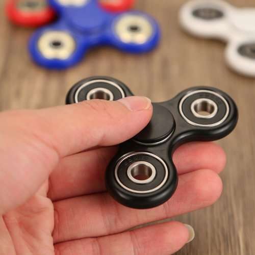 Tri Fidget Hand Finger Spinner Spin Widget Focus Toy EDC Pocket Desktoy Triangle Plastic Gift for AD