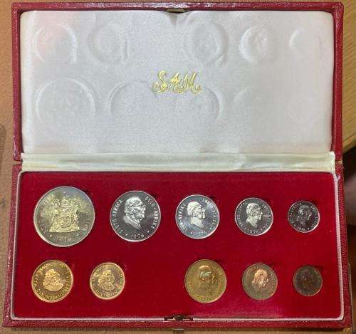 1976 SA Long Proof Set (R1 and R2 Gold Coins Included)