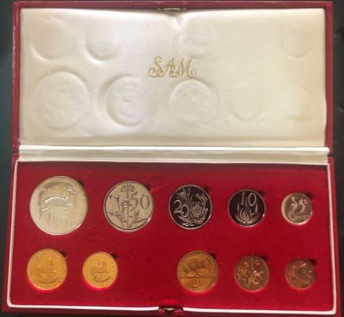 1980 SA Long Proof Set (R1 and R2 Gold Coins Included)