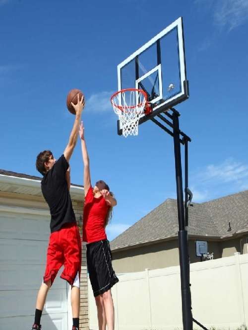 Basket Ball Pole and Hoop (Lifetime)