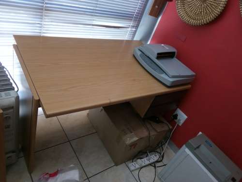 Small Desk (oak) 2 drawers