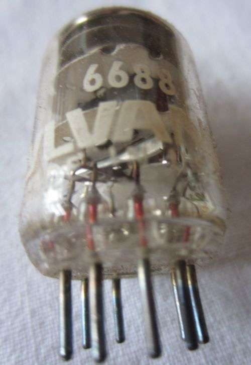 6688 YBA SYLVANIA Valve Tube - USA - New Old Stock In Original Box