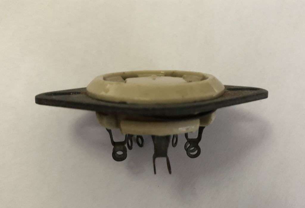 5 Pin Ceramic Valve Tubes Socket