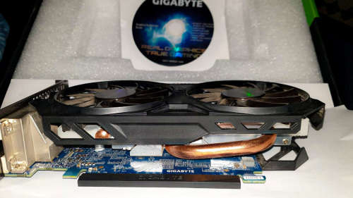 Gigabyte Nvidia GTX 750Ti Oc -2 GB Graphics Card - Excellent Condition with Original Box & Software