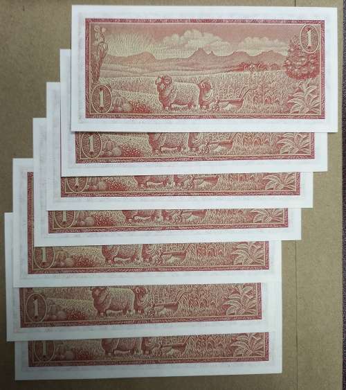 South Africa R1 1973 x 7 Consecutive Notes, UNC, Catalogue Value R525, Starting at R140