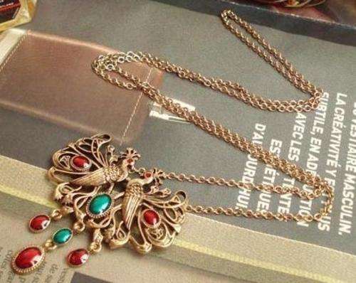 Retro style Nobel Two peacock pendent necklace