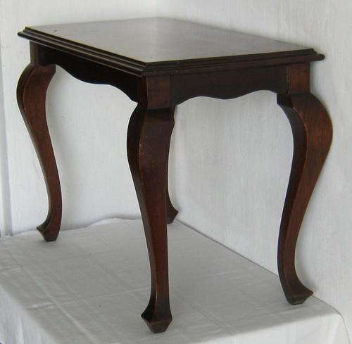SMALL IMBUIA TABLE