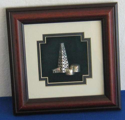 SILVER FRAMED PICTURE - MADE IN SAUDI ARABIA