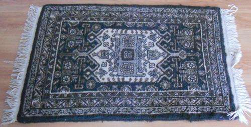 HANDMADE PERSIAN RUG - 91CM X 60CM