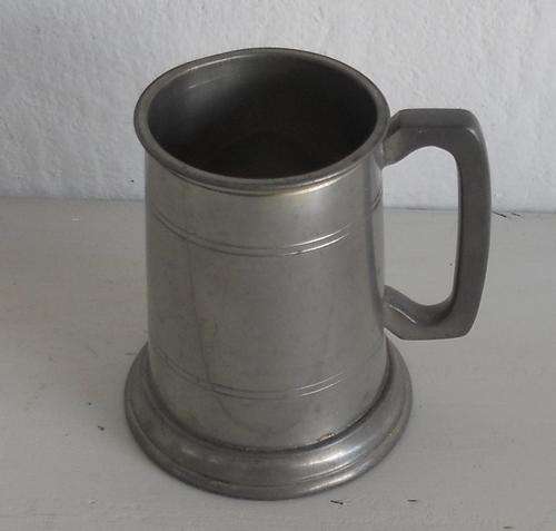 PEWTER BEER MUG WITH GLASS BOTTOM - MADE IN ENGLAND