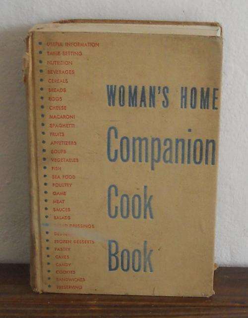 WOMAN'S HOME COMPANION COOKBOOK - COLLECTABLE 1950s COOK BOOK