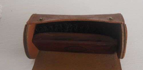 LEATHER "SHOE SHINE" POUCH AND BRUSH