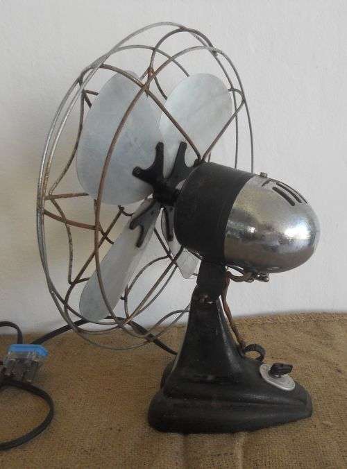 VINTAGE STANEC ELECTRIC FAN - working