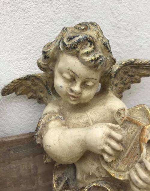 TWO GORGEOUS CHERUBS