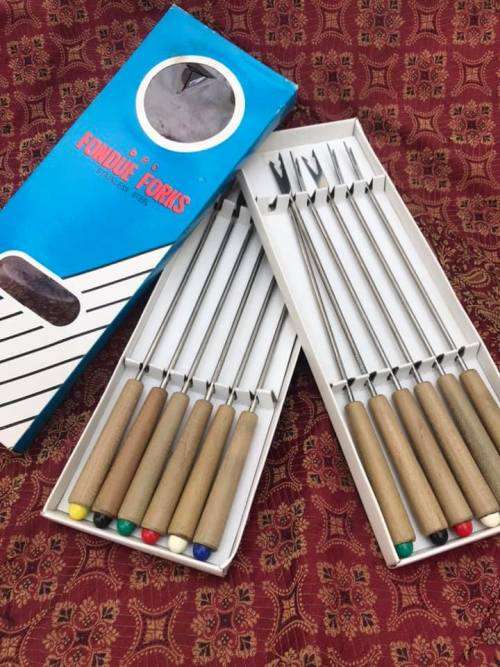 FONDUE FORKS STAINLESS STEEL WITH WOODEN HANDLES