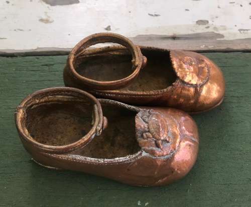 VINTAGE BRONZED LITTLE GIRLS SHOES