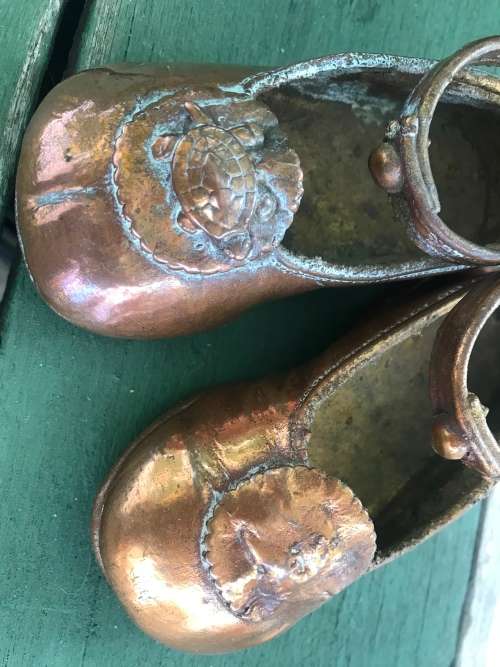 VINTAGE BRONZED LITTLE GIRLS SHOES